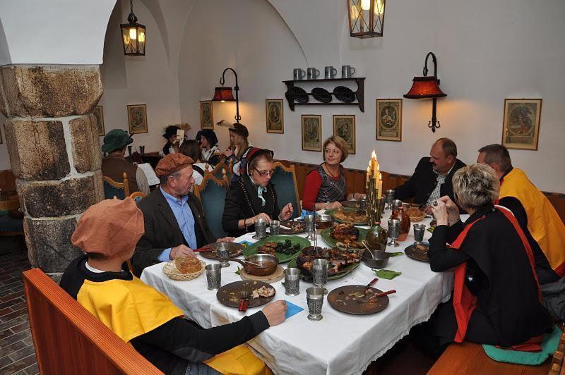 Hotel Zum Goldenen Hirschen Freistadt Esterno foto